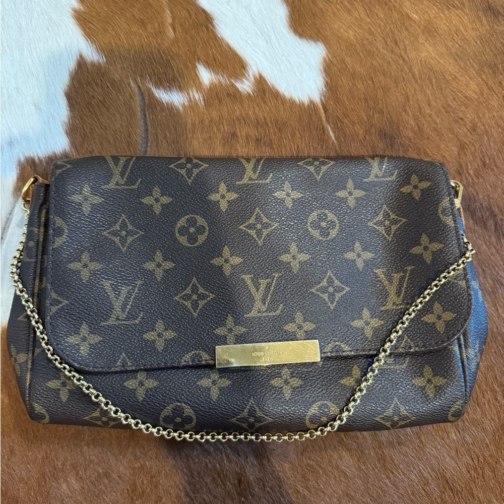 Louis Vuitton Dark Brown Monogram Chain Shoulder Bag
